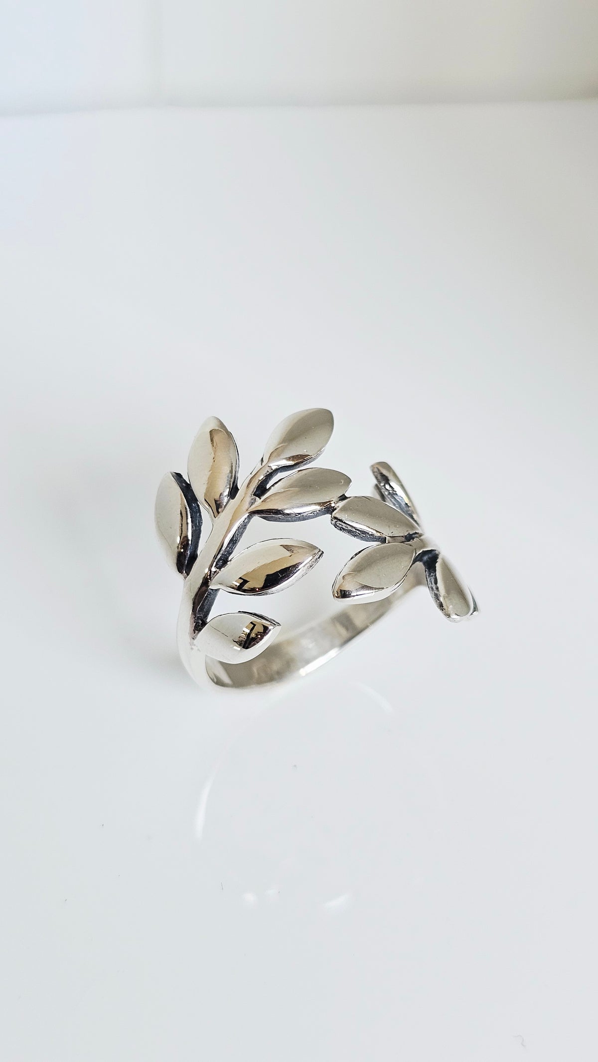 Sterling Silver Solid 925 Shield Leaf Ring - view 4