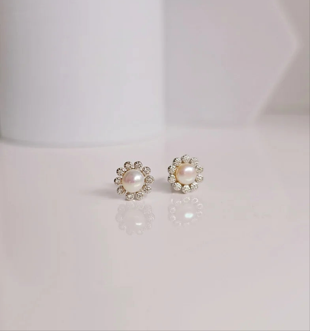 Sterling Silver 925 Fresh Water Pearl Flower Stud Earrings - view 5