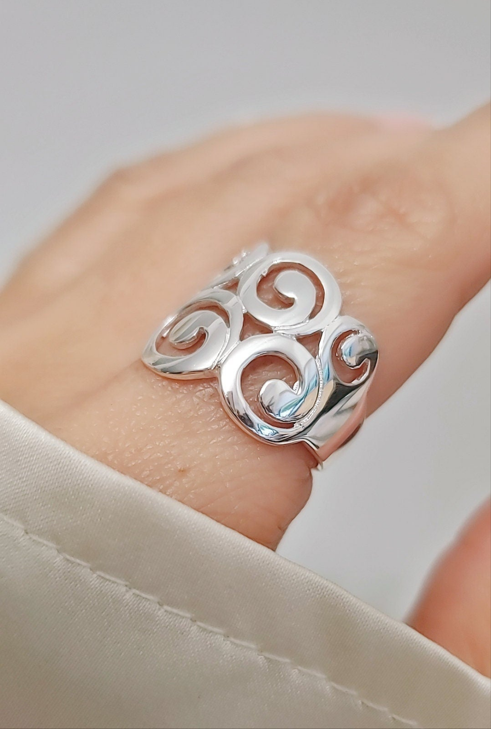 Sterling Silver 925 Swirls Spiral Bold Ring - view 9