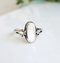 Sterling Silver Mother of Pearl Oval Stone Ring - view 8