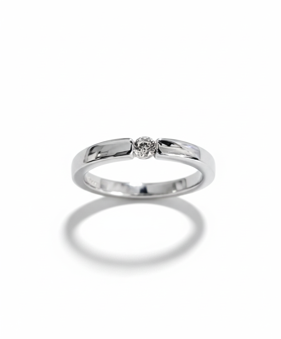 Sterling Silver Round Cut Ring