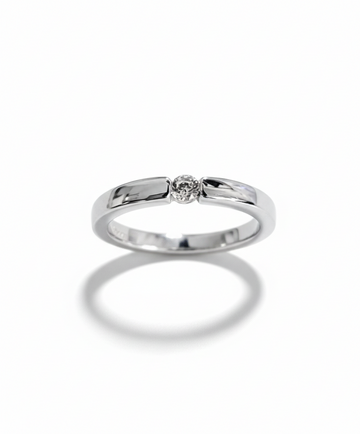 Sterling Silver Round Cut Ring