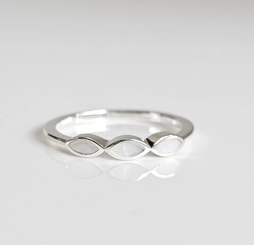 Sterling Silver Marquise Mother of Pearl Ring