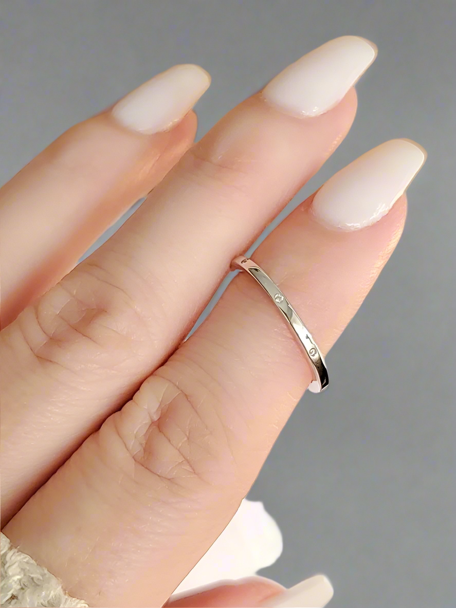 Sterling Silver 925 Elegant Thin Band Cz Ring - view 8
