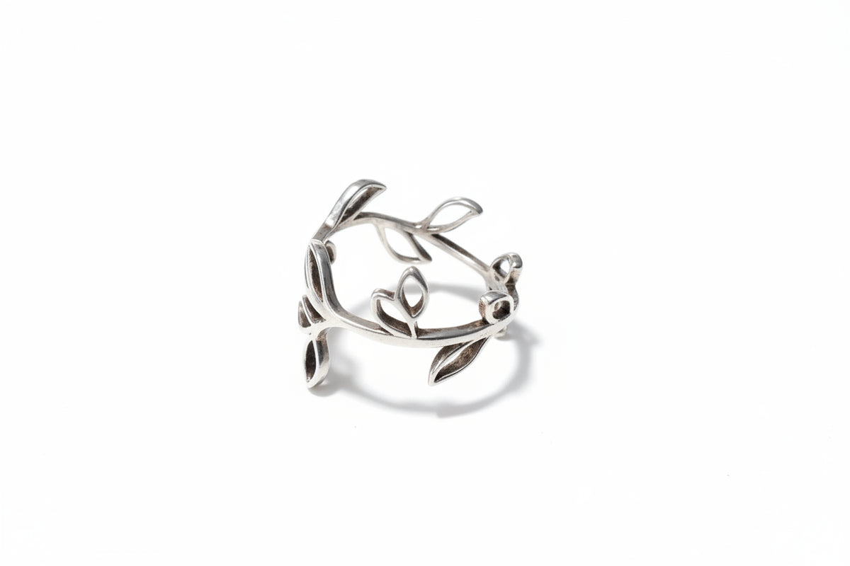 Sterling Silver Leaf Ring - view 3