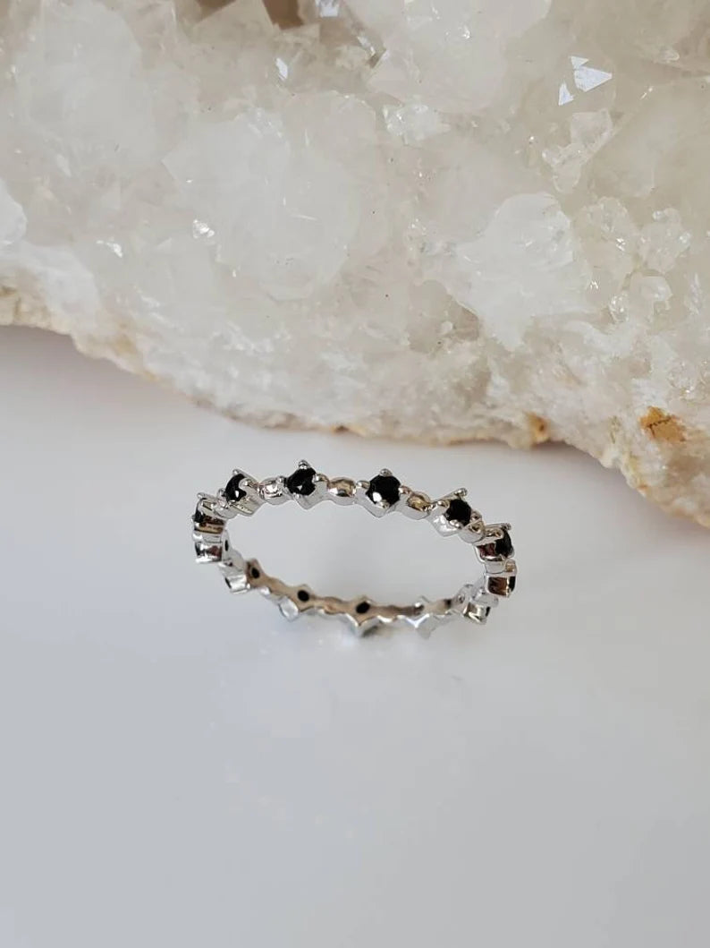 Sterling Silver 925 Black Onyx Eternity Ring - view 3