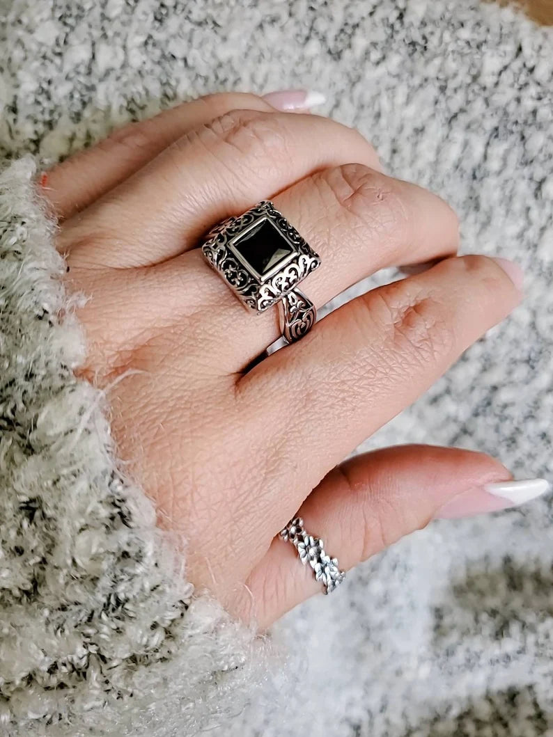 Sterling Silver Bali Square Onyx Ring - view 5