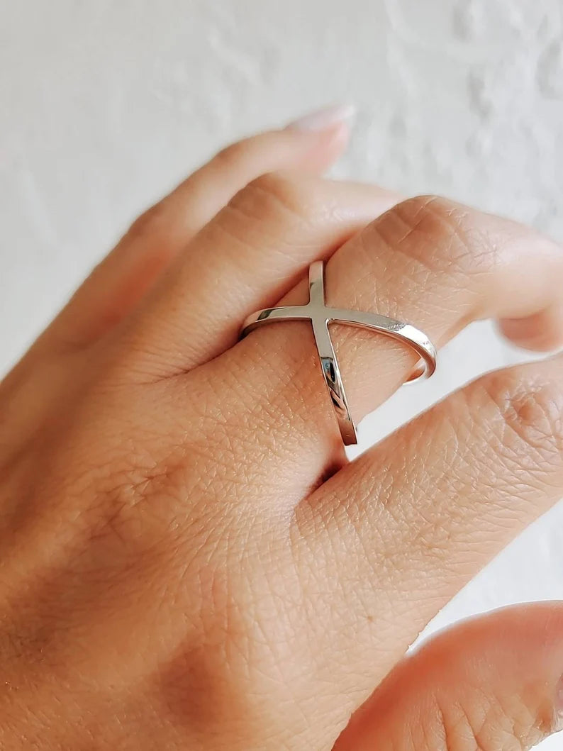 Criss Cross Sterling Silver Ring - view 5
