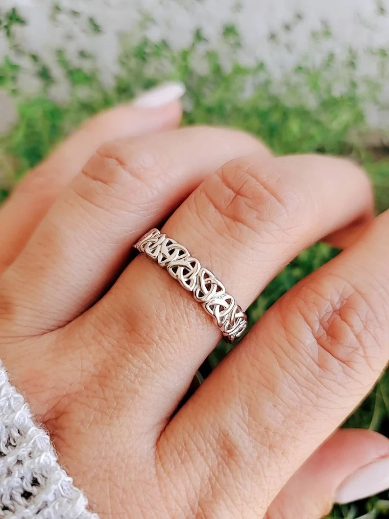 Sterling Silver Eternity Celtic Band Ring - view 6
