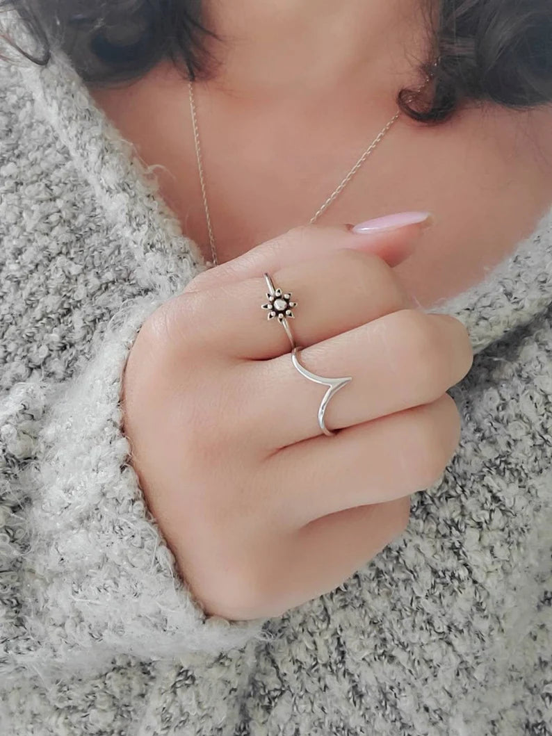 Sterling Silver Dainty Chevron Ring - view 4