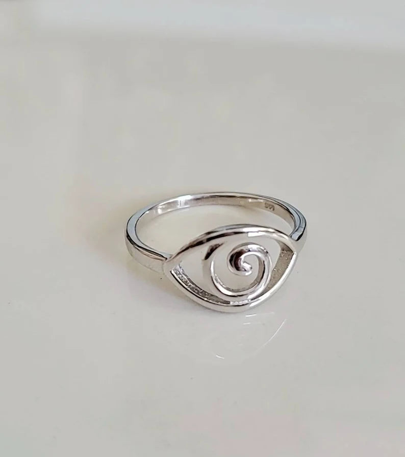 Eye of Horus Ra Sterling Silver Ring - view 7