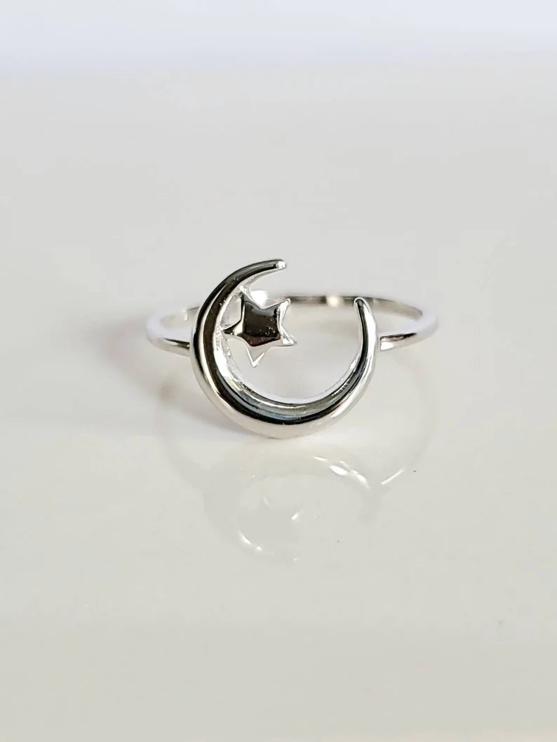 Crescent Moon Star Sterling Silver Ring - view 3