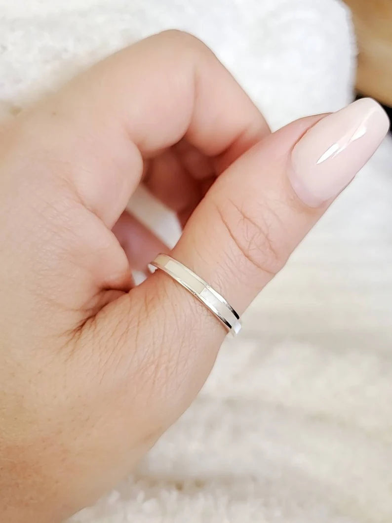 Sterling Silver Mother of Pearl Ring