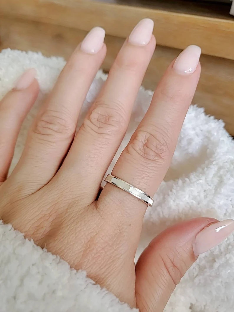 Sterling Silver Mother of Pearl Ring - view 7