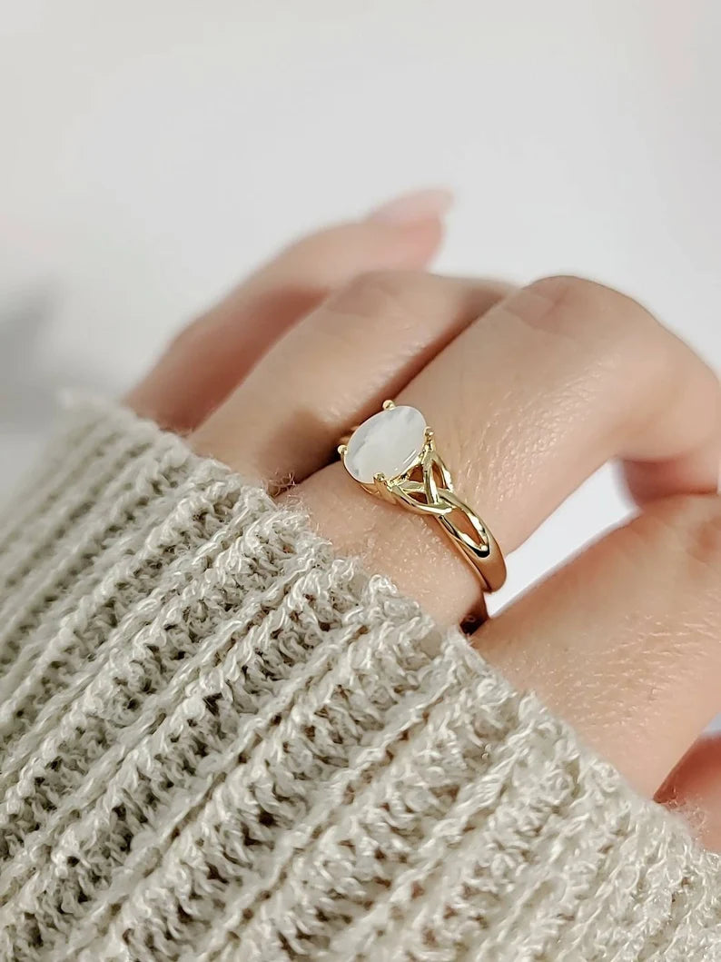 Sterling Silver Gold Mother of Pearl Celtic Ring