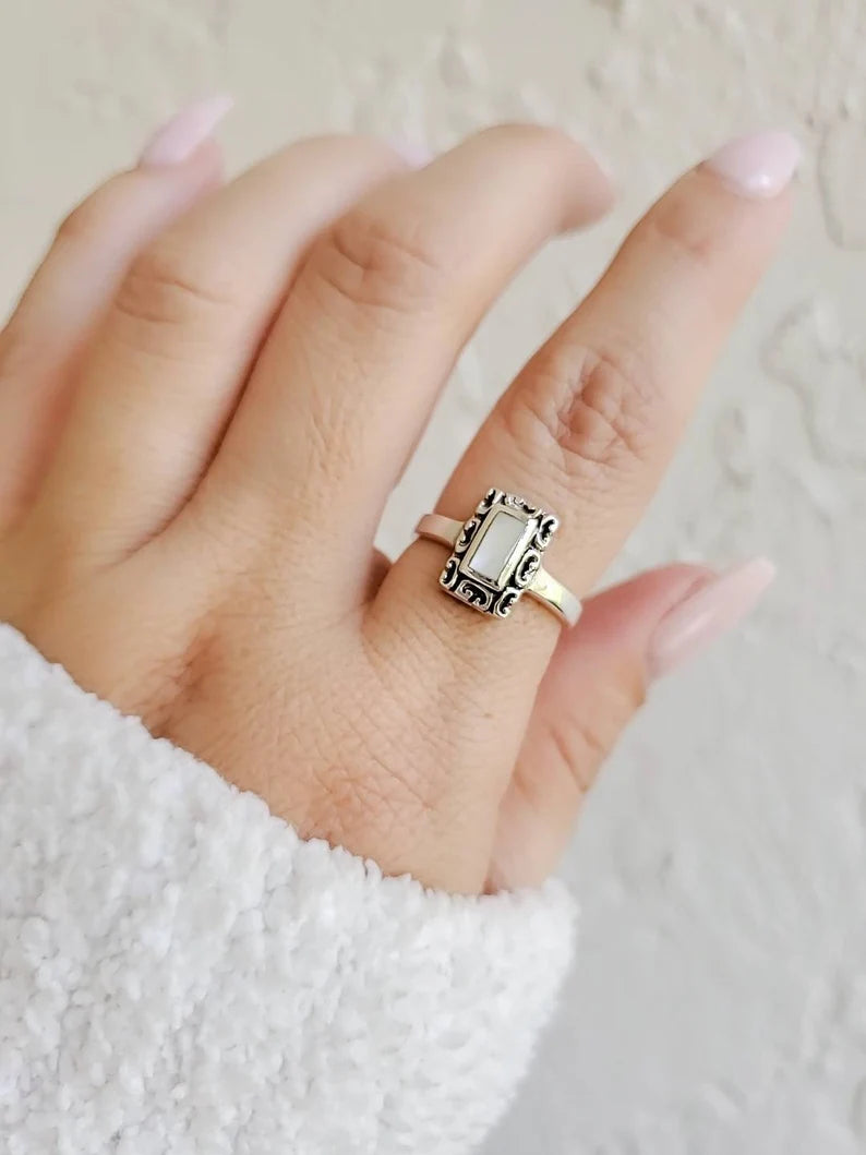 Sterling Silver Mother of Pearl Bali Ring - view 4