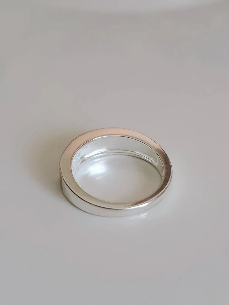 Sterling Silver 925 Mother of Pearl Band Ring - view 9