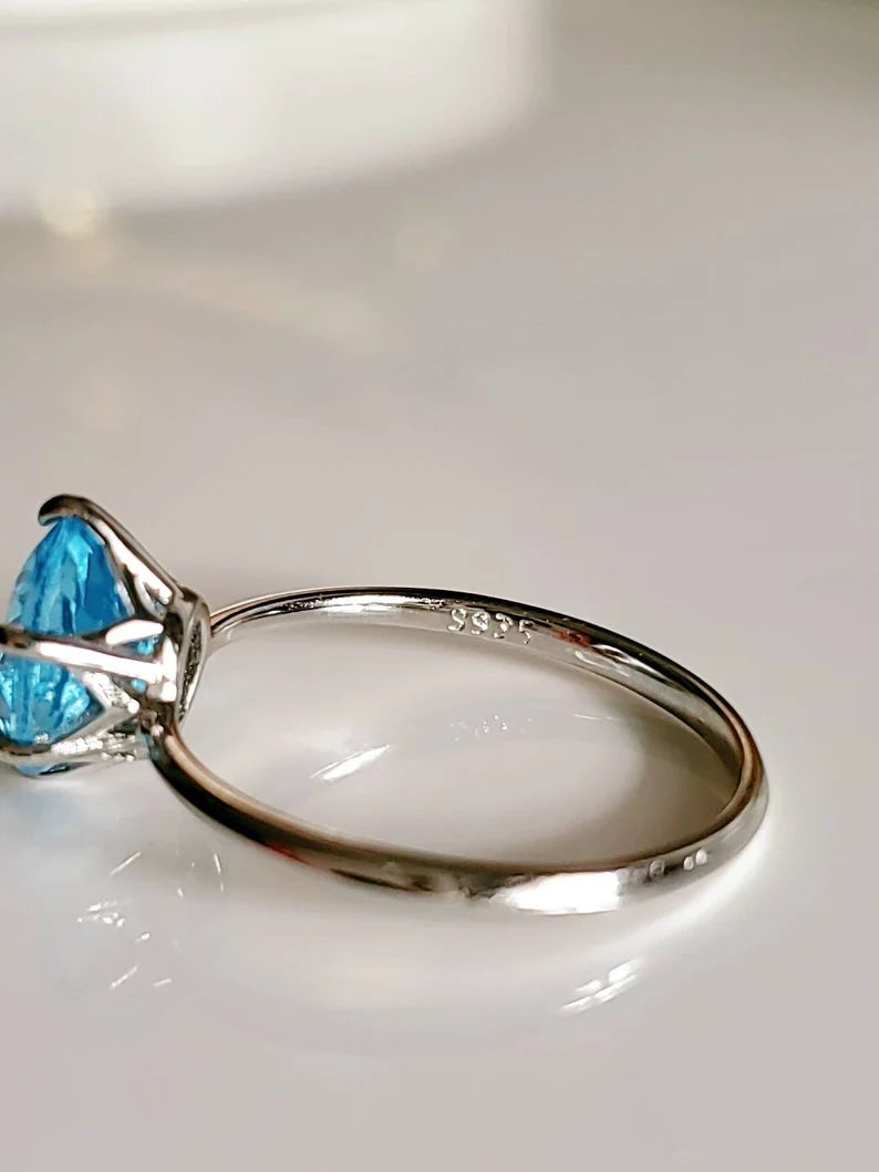 Sterling Silver Natural Topaz Ring
