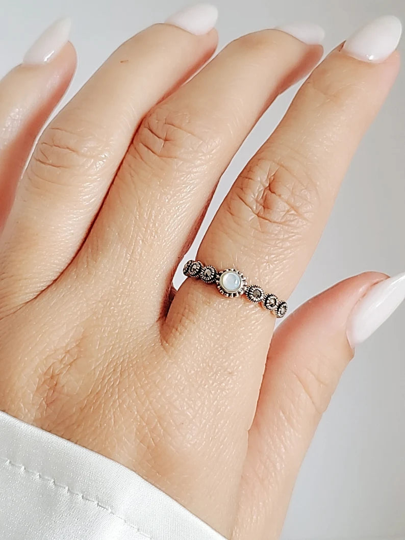 Sterling Silver Marquise Mother of Pearl Ring - view 10