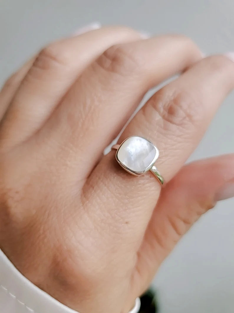 Sterling Silver Square Natural Mother of Pearl Ring - view 8