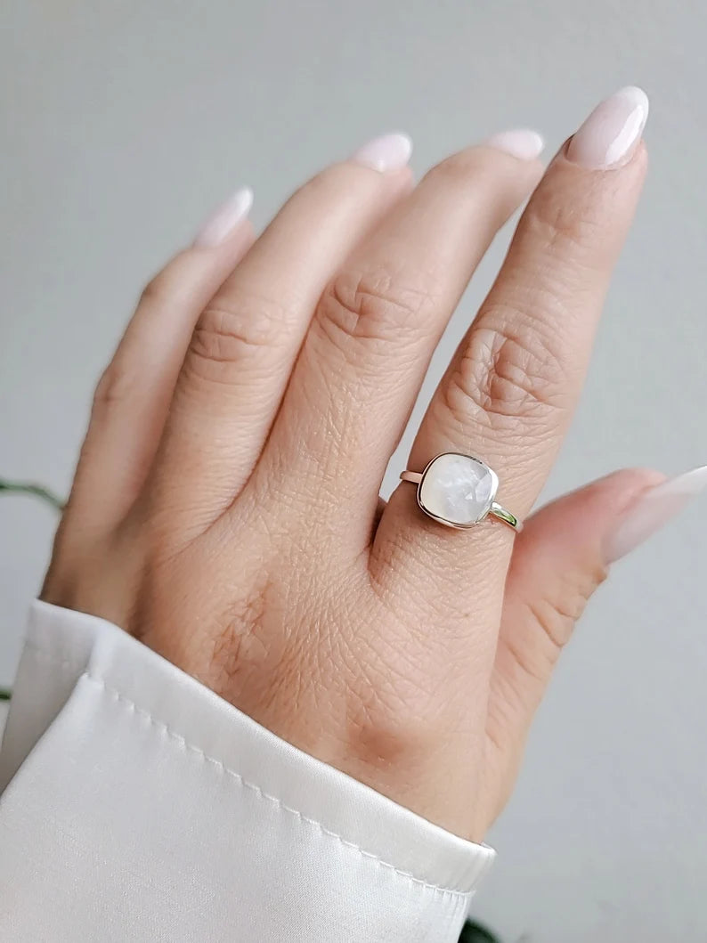 Sterling Silver Square Natural Mother of Pearl Ring - view 6