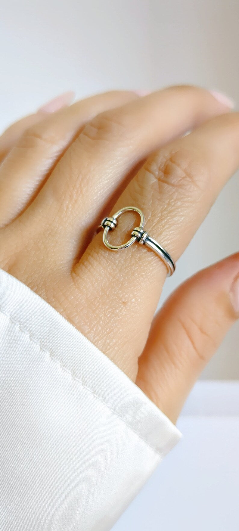 Sterling Silver Open Circle Ring - view 6
