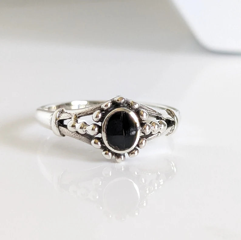 Sterling Silver Onyx Bali Ring