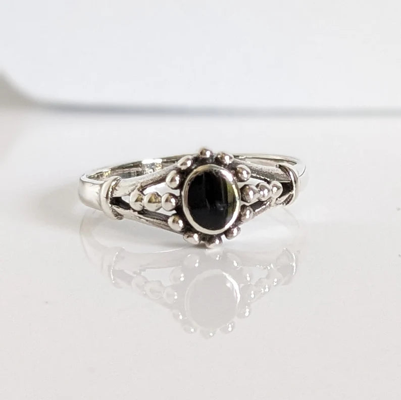 Sterling Silver Onyx Bali Ring - view 9