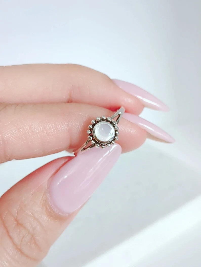 Sterling Silver Beaded Mother of Pearl Ring - view 7
