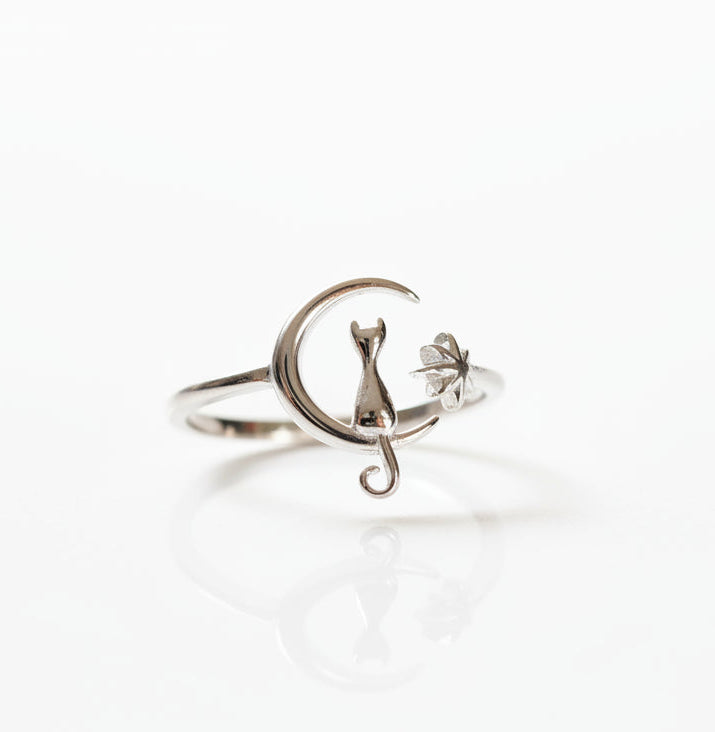 Sterling Silver Cat Sitting on the Moon Ring - view 2