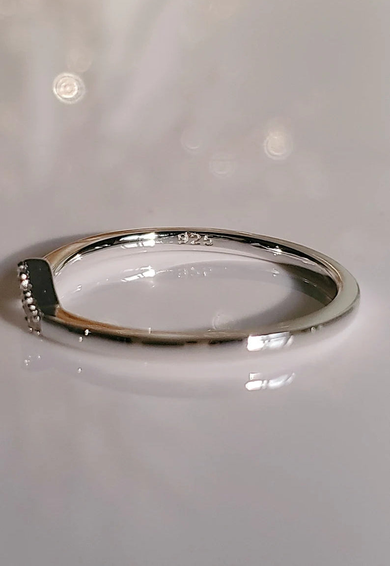 Sterling Silver 925 Dainty Chevron Ring - view 3