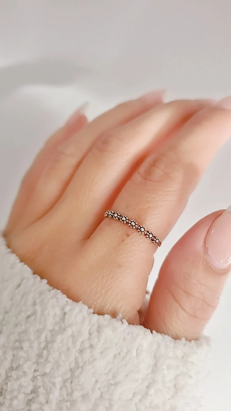 Sterling Silver Tiny Flowers Bali Band Ring