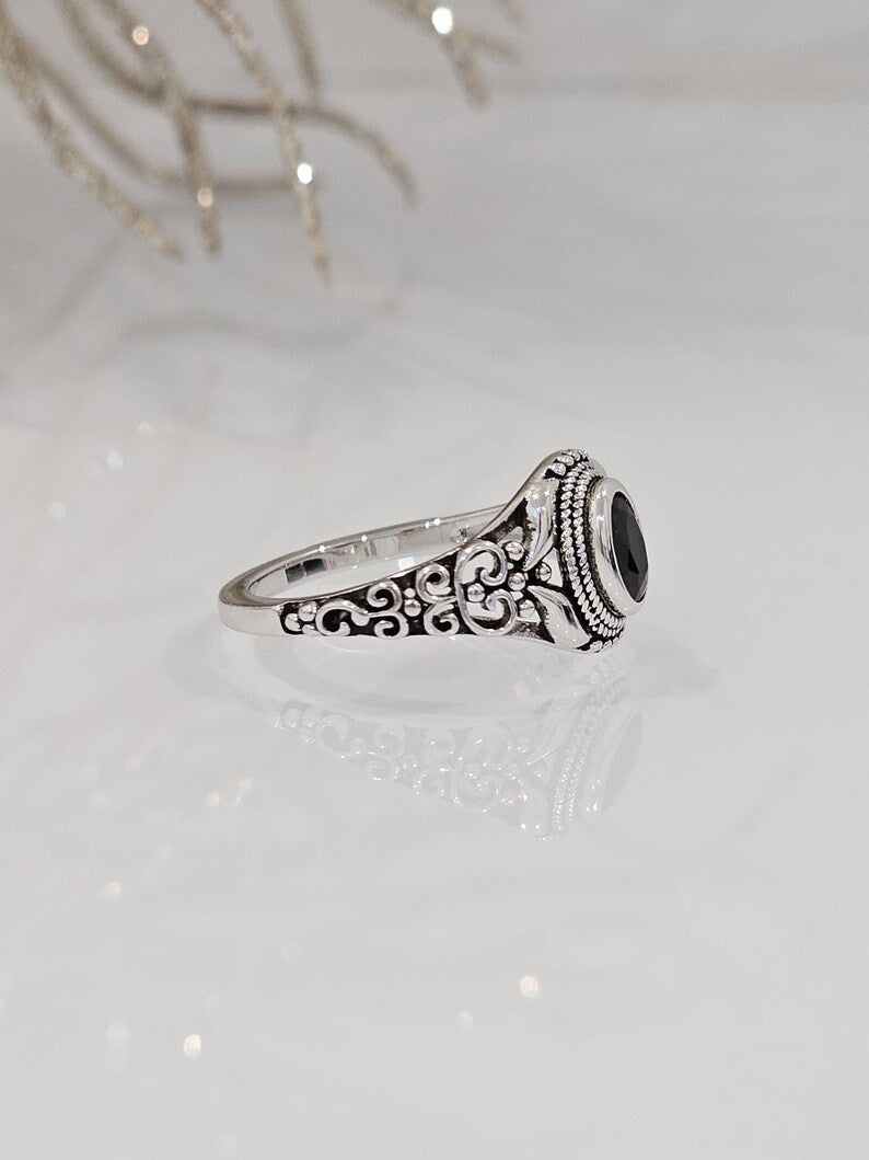 Oval Cut Black Onyx Sterling Silver Ring - view 6
