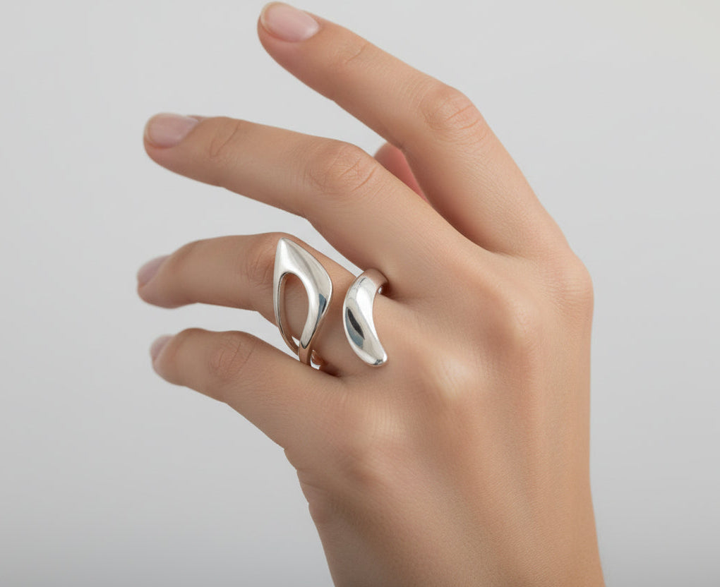 Sterling Silver Women Ring Curved Bold Ring - view 2