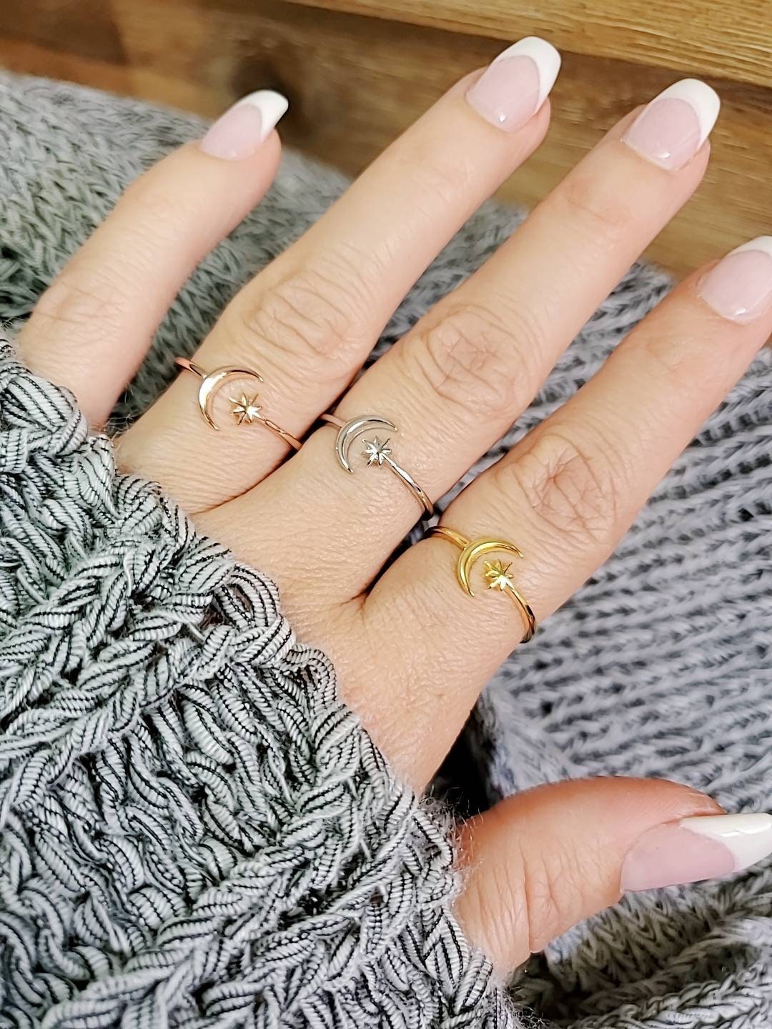 Thin Gold Moon Star Ring - view 7
