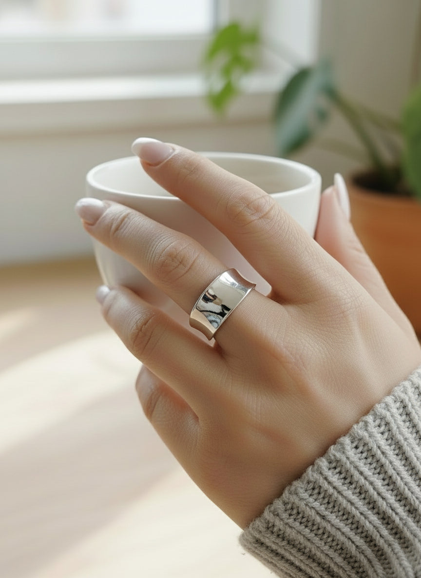 Sterling Silver 925 Medium Concave Ring - view 10