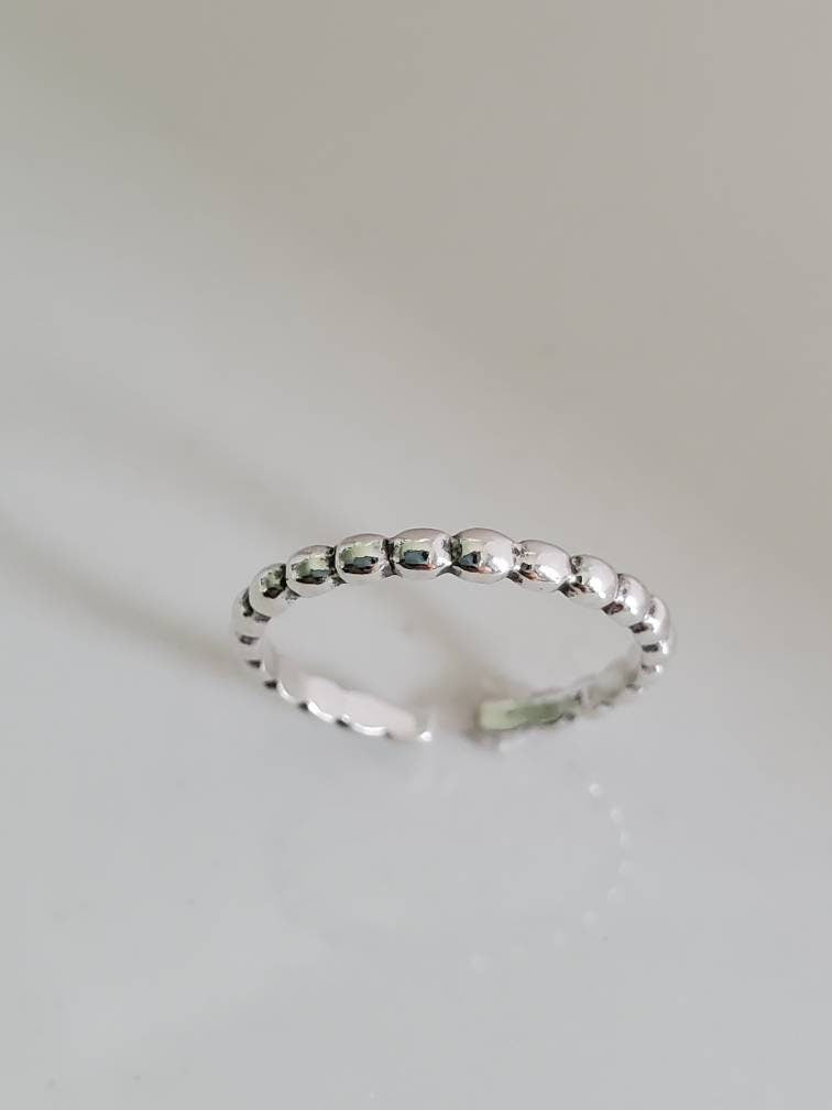 Silver Beaded Toe Ring - view 3
