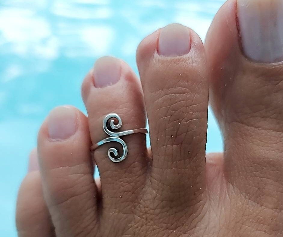 Sterling Silver Spiral Midi Toe Ring