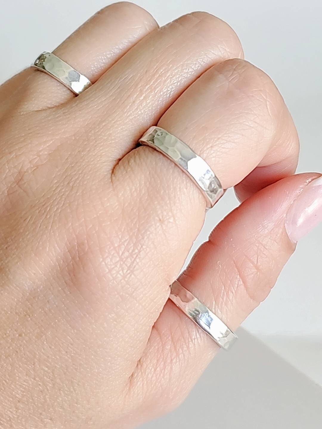 Sterling Silver Soli ld Hammered Band Ring - view 9