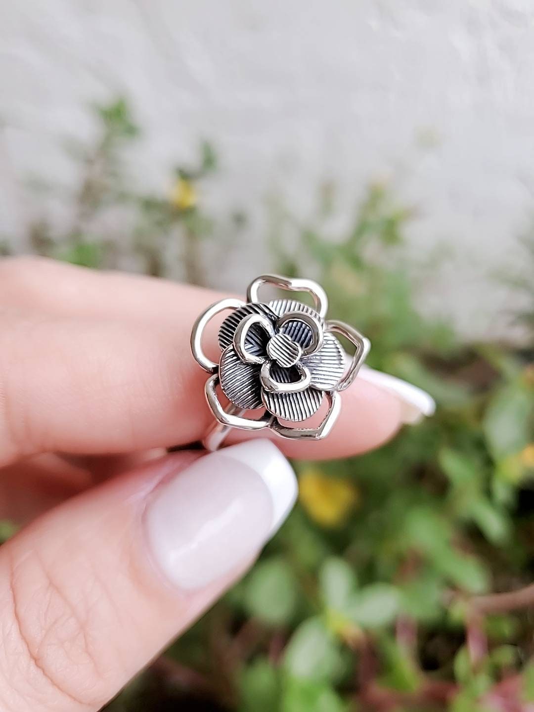 Sterling Silver Large Flower Ring - view 4