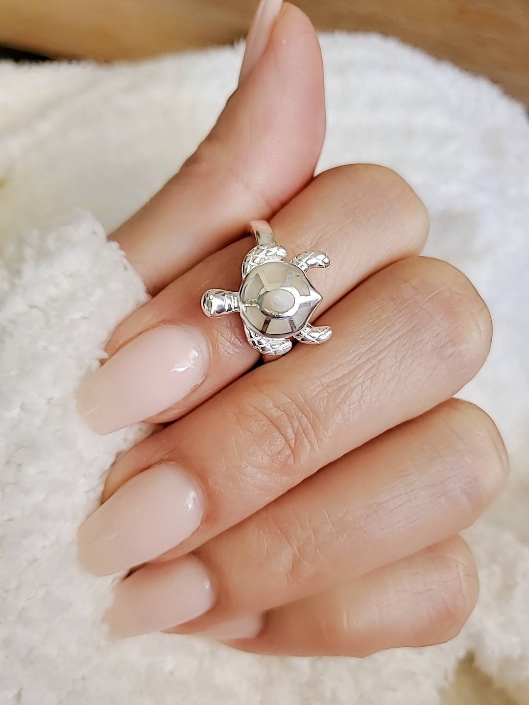 Sterling Silver Natural Mother of Pearl Turtle Ring - view 6