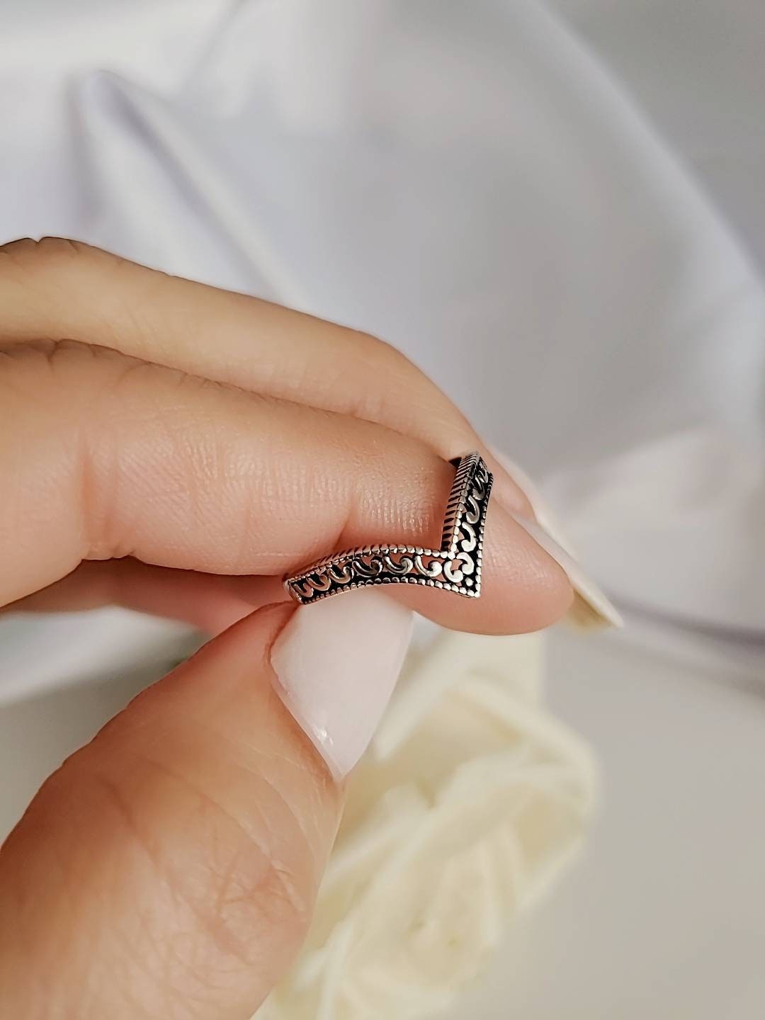 Sterling Silver Minimalist Chevron Ring - view 4
