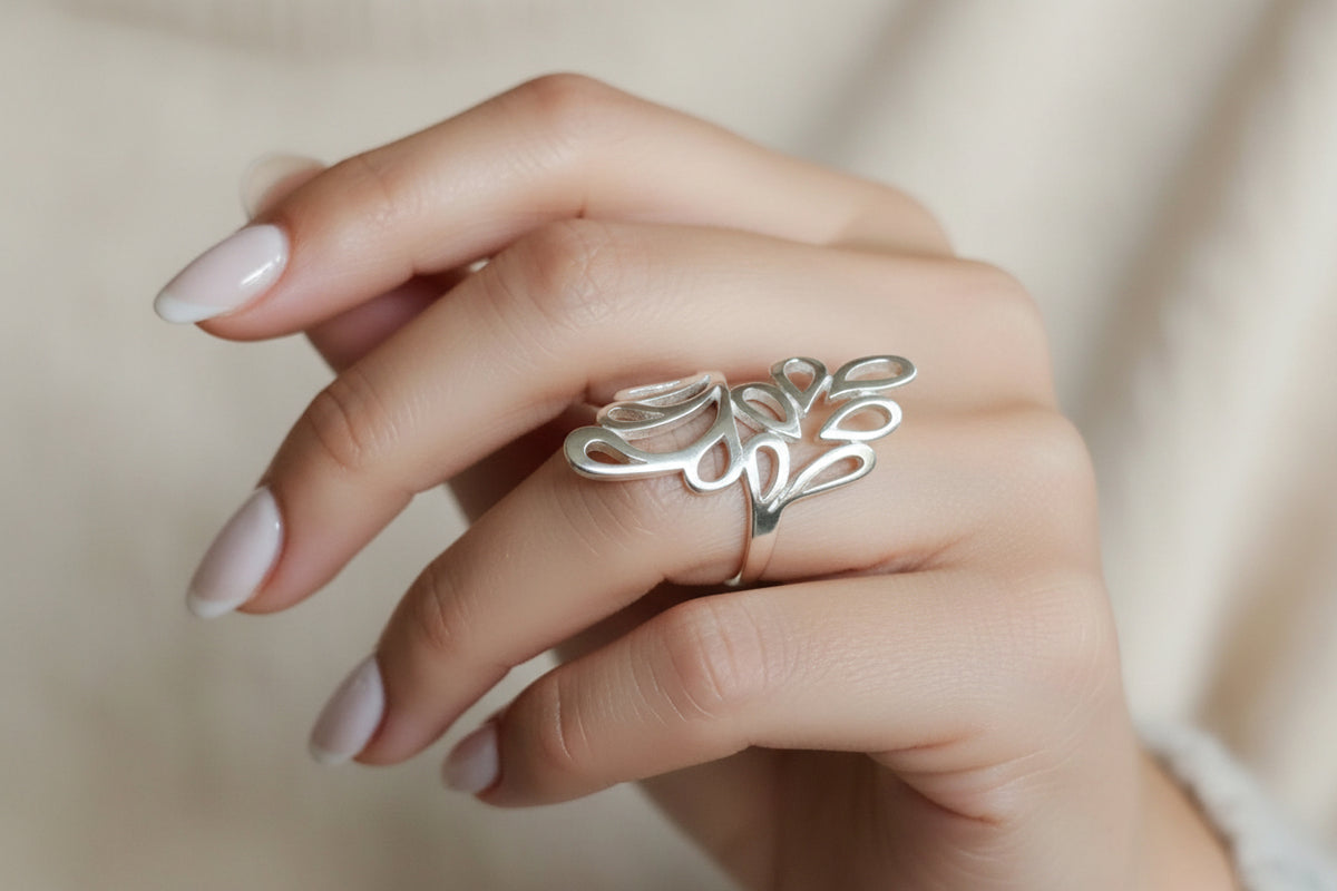 Sterling Silver 925 Shield Leaf Bold Ring - view 2