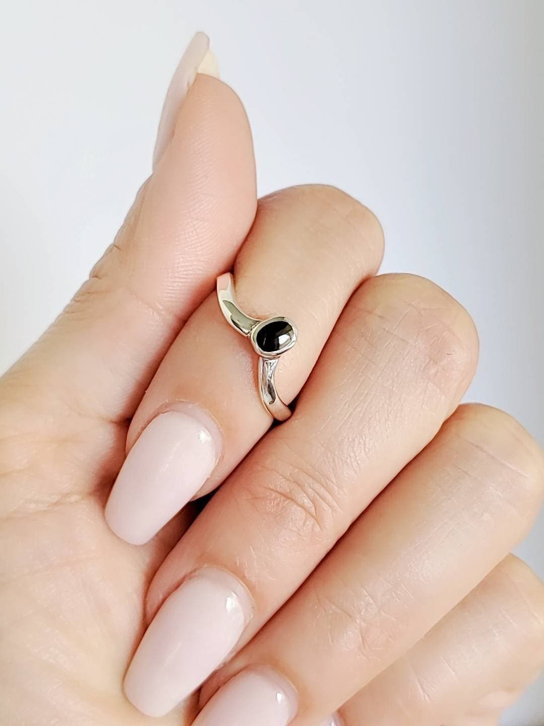 Sterling Silver Dainty Chevron Onyx Ring - view 4