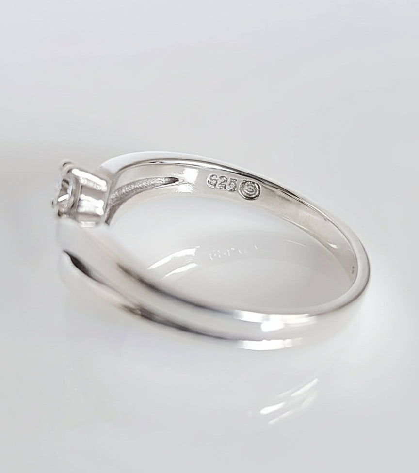 Sterling Silver Turquoise Leaf Ring - view 3