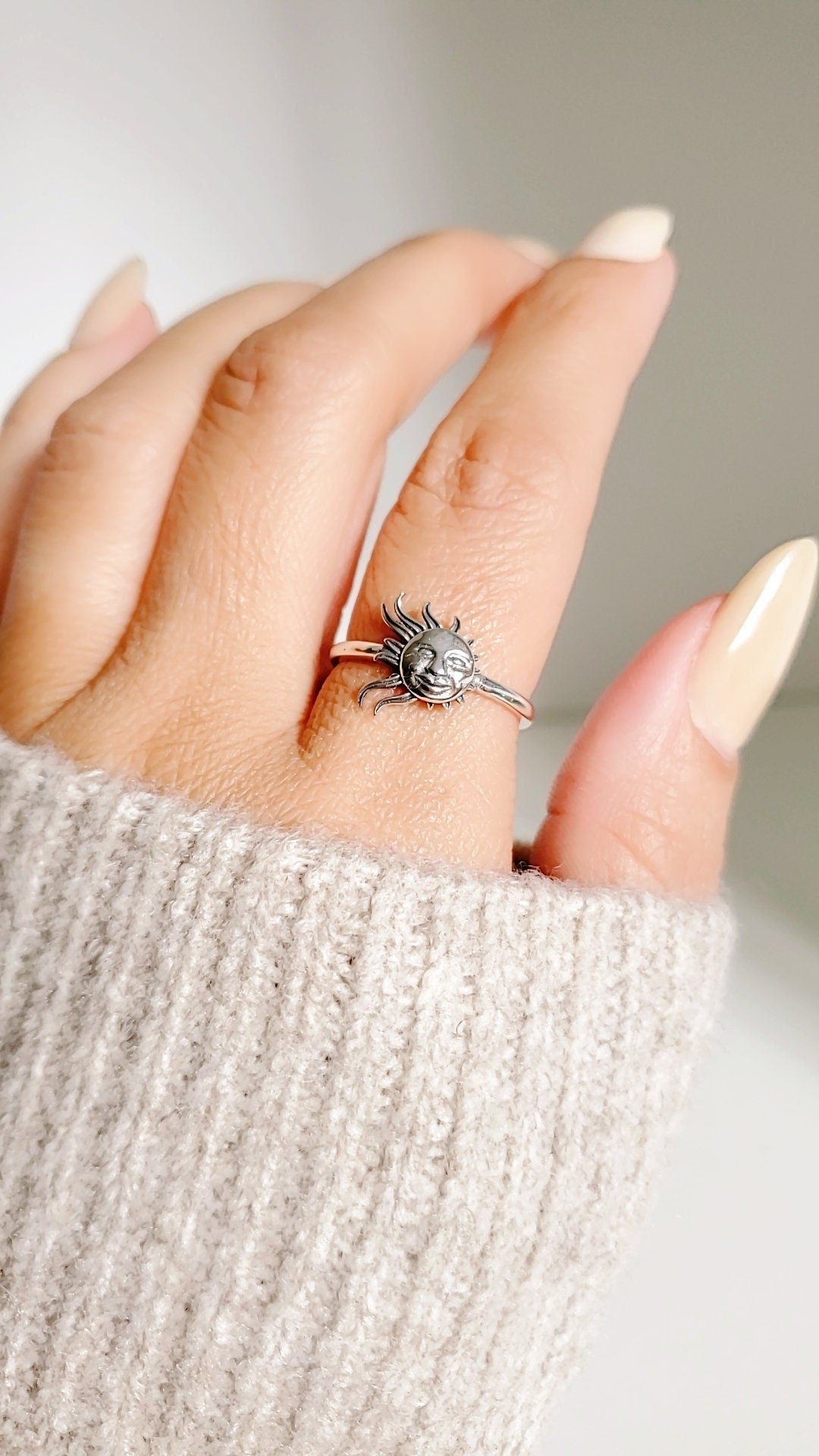 Sterling Silver 925 Sun Face Ring - view 2