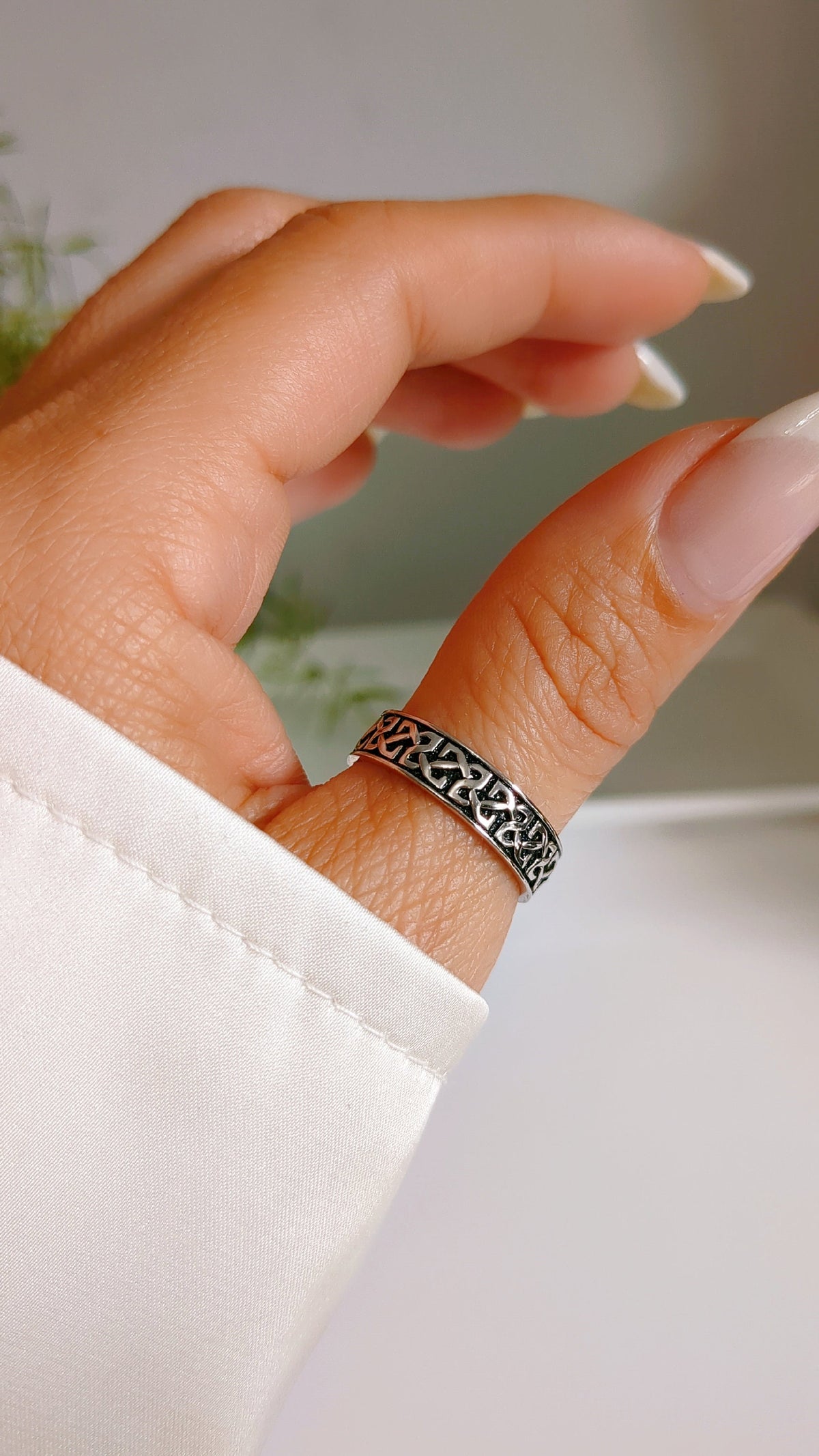 Sterling Silver 925 Celtic Oxidized Unisex Band Ring - view 9