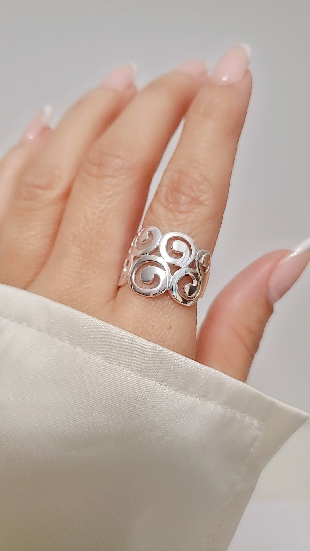 Sterling Silver 925 Swirls Spiral Bold Ring - view 4