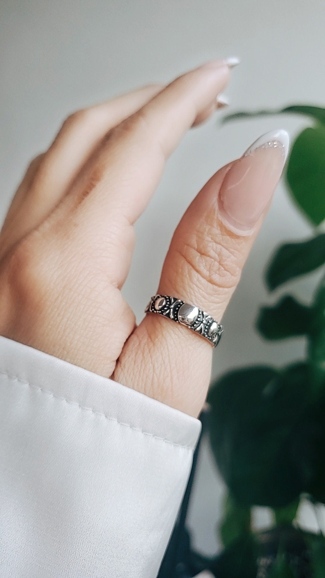 Sterling Silver Bali Oxidized Band Ring - view 5
