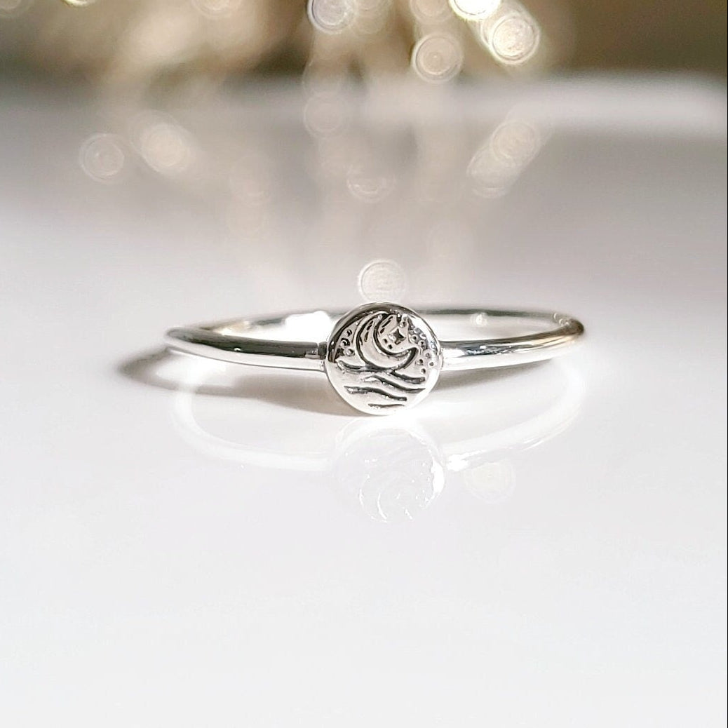 Sterling Silver Dainty Ocean Crescent Moon Ring - view 6
